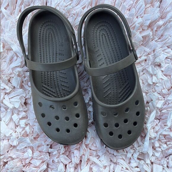 CROCS  - Picture 1 of 4